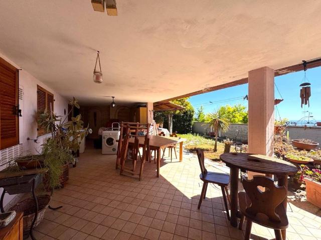 Villa Indipendente in vendita a Silvi, Abruzzo