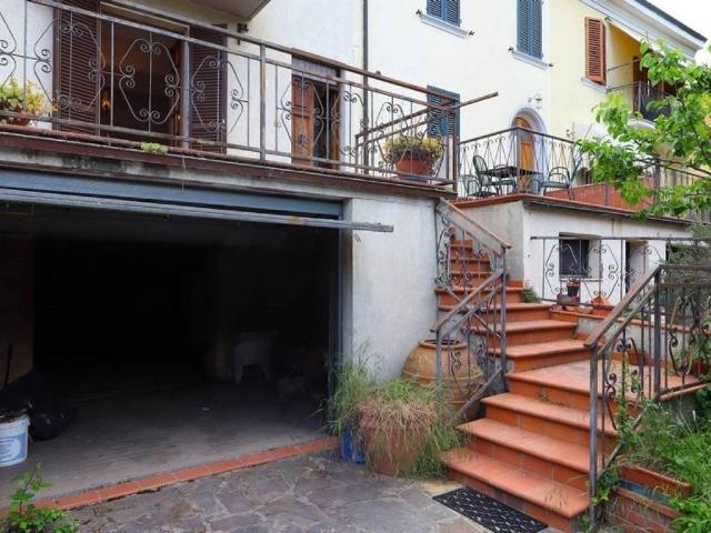 Villa Indipendente in vendita a Bettolle, Sinalunga