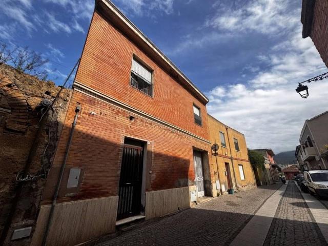 Villa Indipendente in vendita a Sinnai, Sardigna/Sardegna