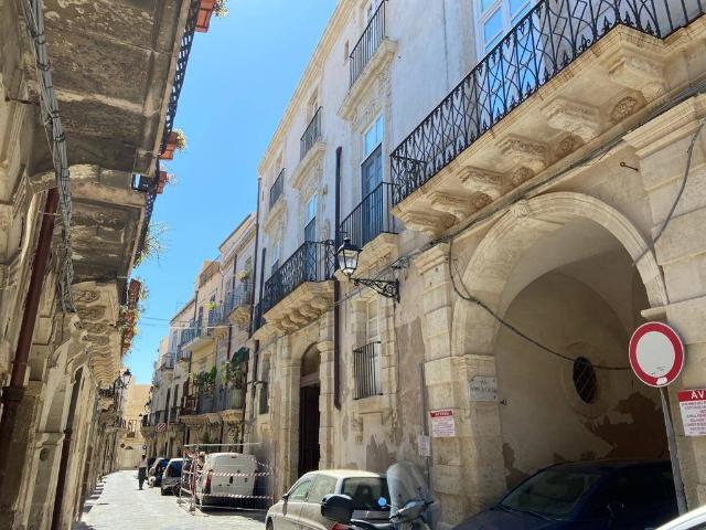 Villa Indipendente in vendita a Ortigia, Siracusa