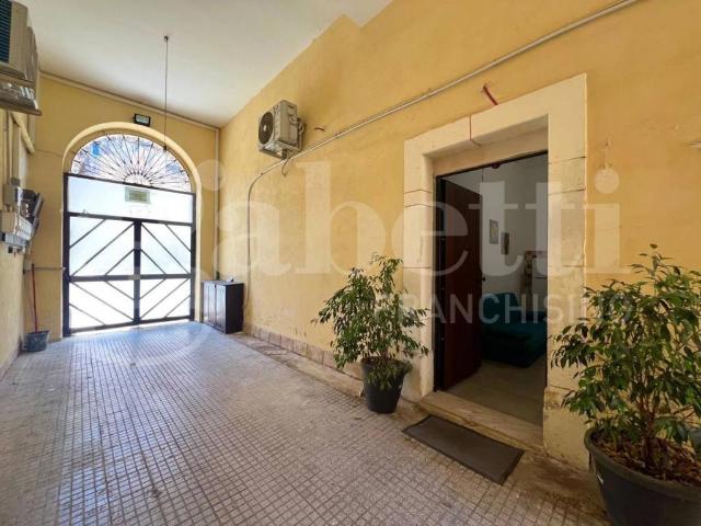 Villa Indipendente in vendita a Santa Lucia, Siracusa