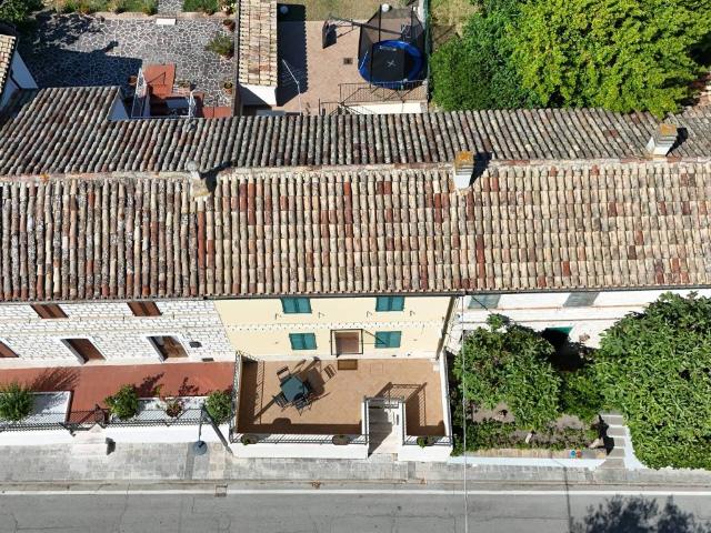 Villa Indipendente in vendita a Sirolo, Ancona
