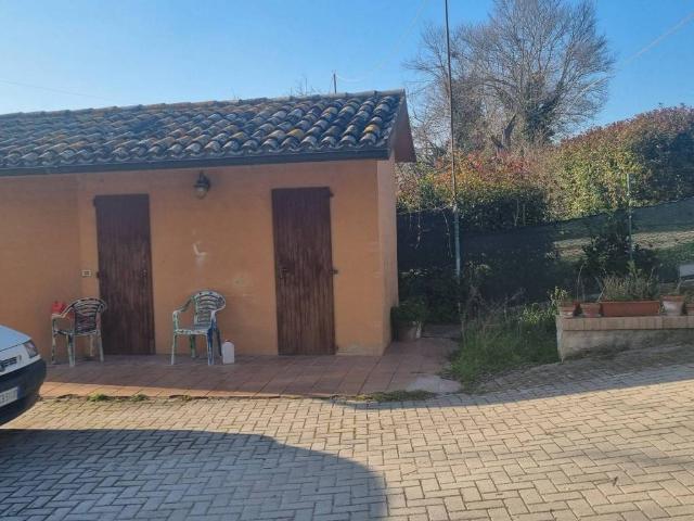 Villa Indipendente in vendita a Marche, Ancona