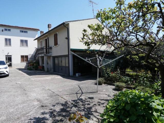 Villa Indipendente in vendita a Castelcerino, Soave