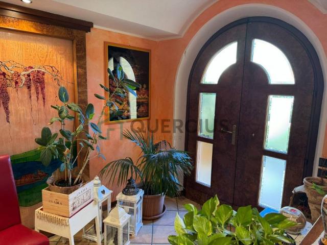 Villa Indipendente in vendita a Soave, Verona