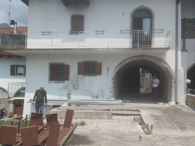 Villa Indipendente in vendita a Socchieve, Friuli-Venezia Giulia