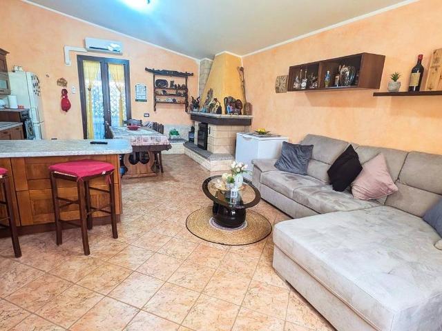 Villa Indipendente in vendita a Solarussa, Sardigna/Sardegna