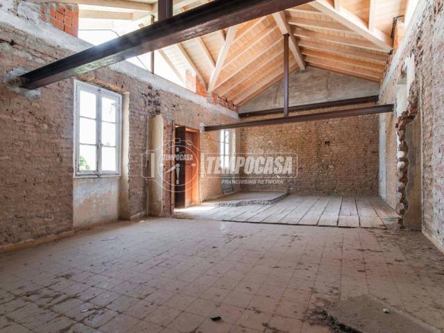 Villa Indipendente in vendita a Solbiate Olona, Lombardia