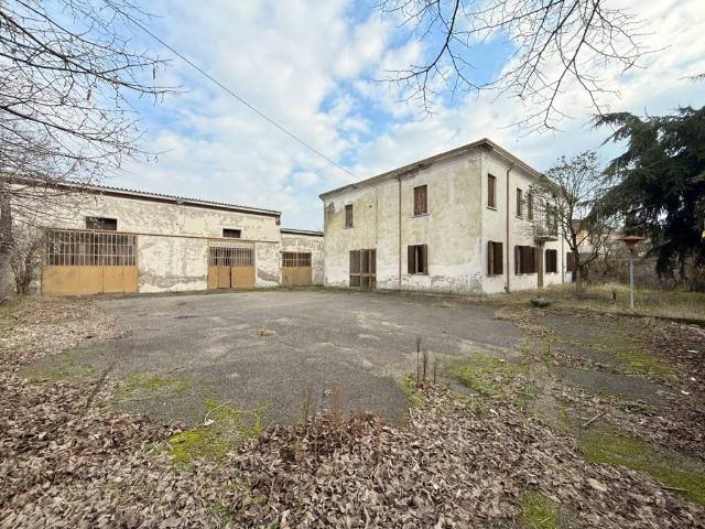Villa Indipendente in vendita a Solesino, Veneto