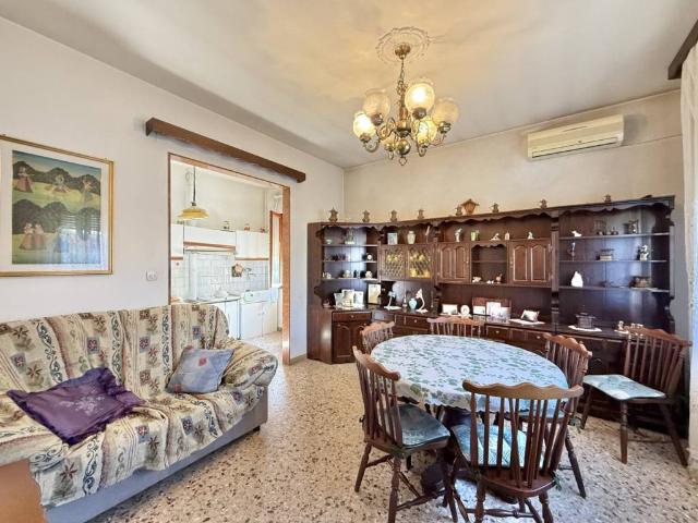 Villa Indipendente in vendita a Solesino, Veneto