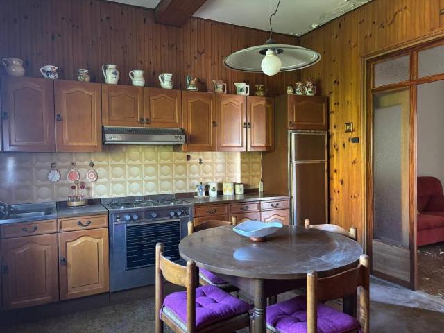 Villa Indipendente in vendita a Solesino, Veneto