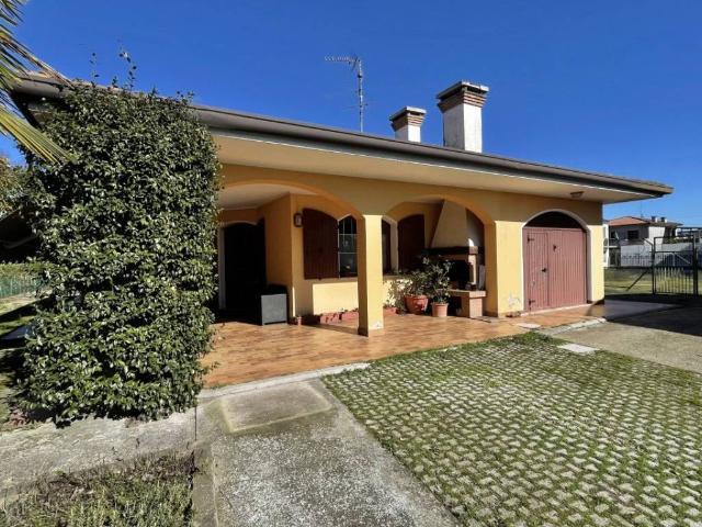 Villa Indipendente in vendita a Arteselle, Solesino