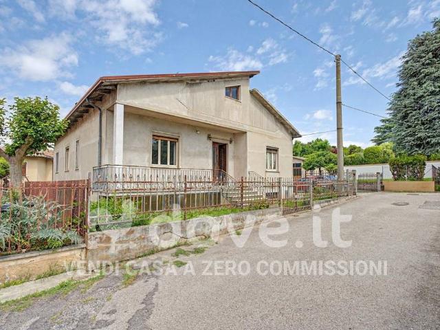 Villa Indipendente in vendita a Solferino, Lombardia