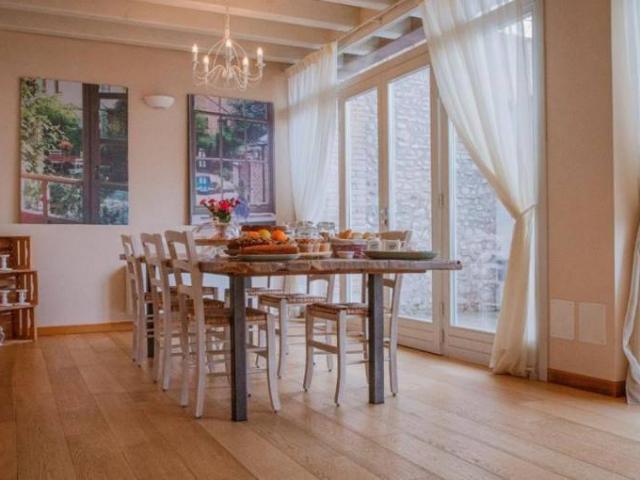 Villa Indipendente in vendita a Solferino, Lombardia