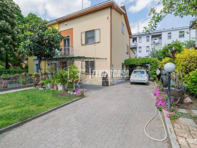 Villa Indipendente in vendita a Unione delle Terre d'Argine, Soliera