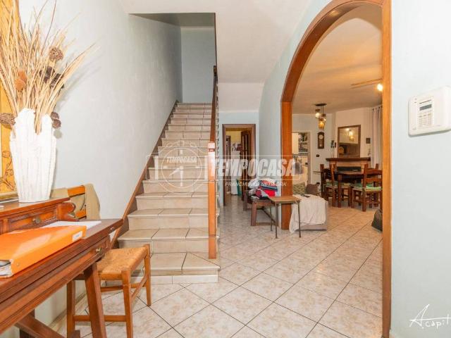 Villa Indipendente in vendita a Unione delle Terre d'Argine, Soliera