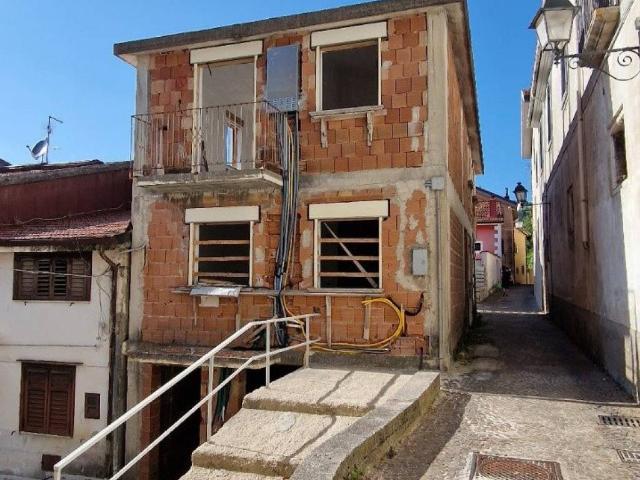 Villa Indipendente in vendita a Solofra, Campania