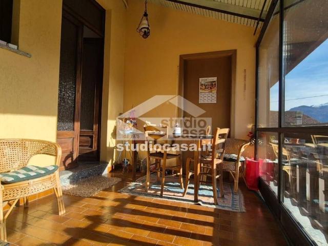 Villa Indipendente in vendita a Solto Collina, Lombardia