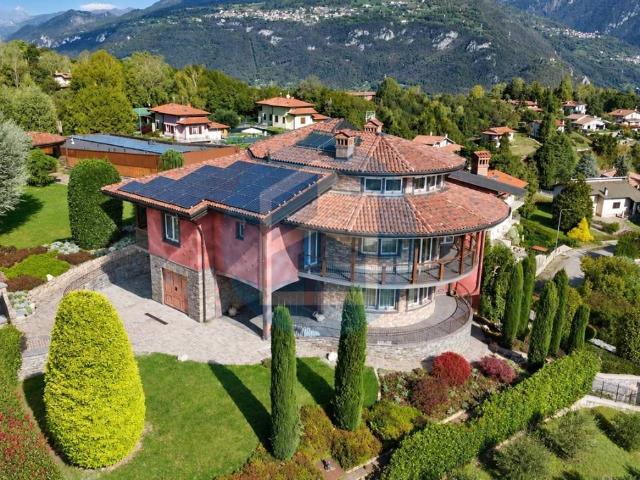 Villa Indipendente in vendita a Solto Collina, Bergamo
