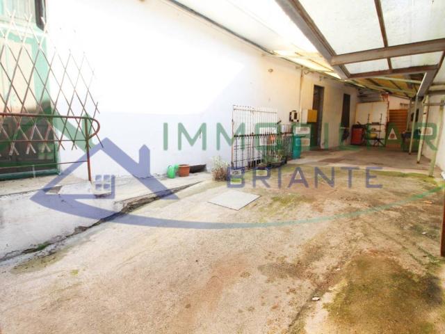 Villa Indipendente in vendita a Somma Lombardo, Lombardia