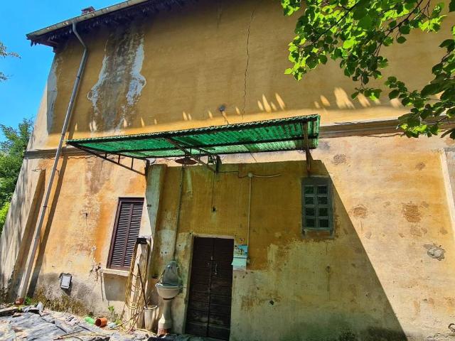 Villa Indipendente in vendita a Maddalena, Somma Lombardo