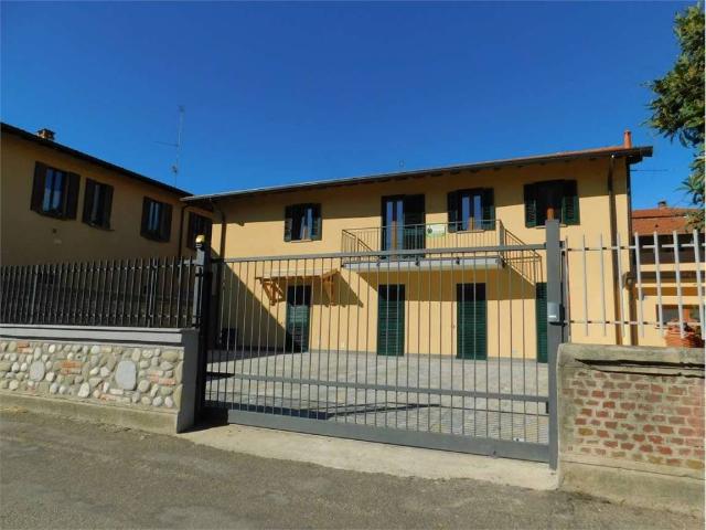 Villa Indipendente in vendita a Mezzana, Somma Lombardo