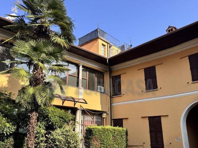 Villa Indipendente in vendita a Mezzana, Somma Lombardo