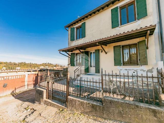 Villa Indipendente in vendita a Sommacampagna, Veneto
