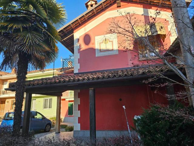 Villa Indipendente in vendita a Bricco, Sommariva Perno