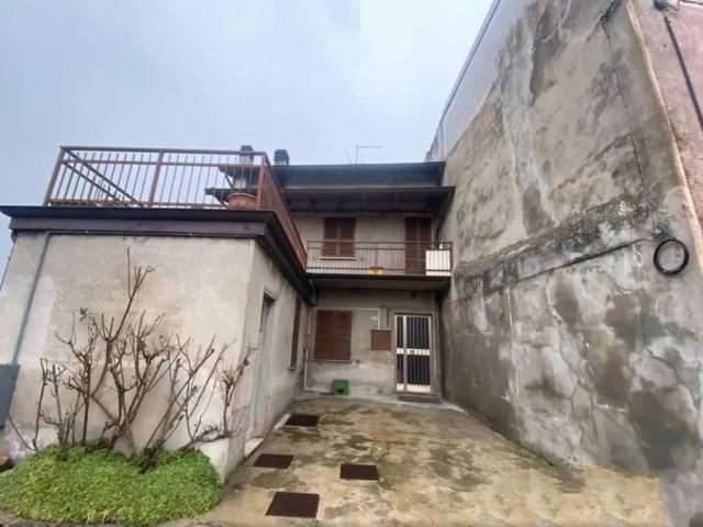 Villa Indipendente in vendita a Vernasca, Reggio Emilia