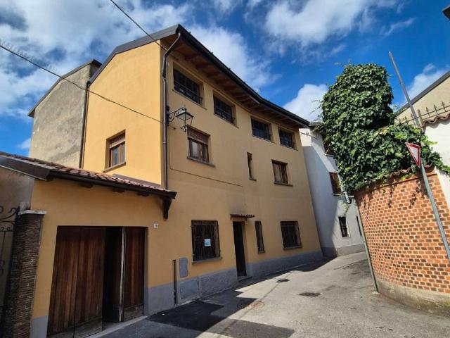 Villa Indipendente in vendita a Soncino, Cremona