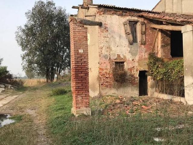 Villa Indipendente in vendita a Soncino, Lombardia