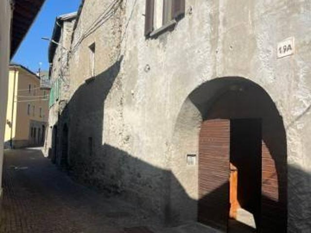 Villa Indipendente in vendita a Comunità montana Alta Valtellina, Sondalo