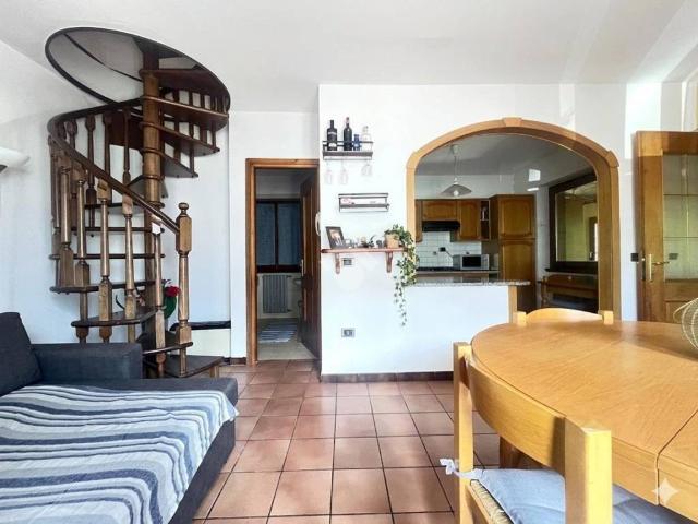 Villa Indipendente in vendita a Comunità montana Alta Valtellina, Sondalo