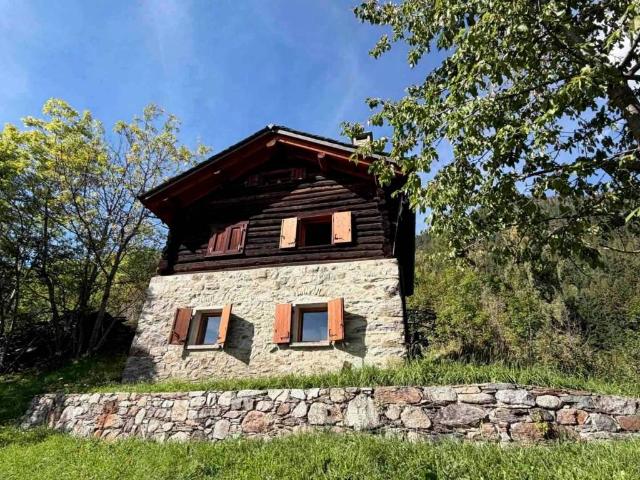 Villa Indipendente in vendita a Sommacologna, Sondalo