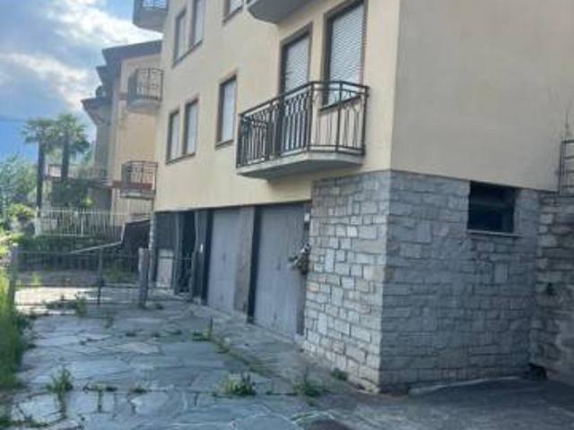 Villa Indipendente in vendita a Sondrio, Lombardia
