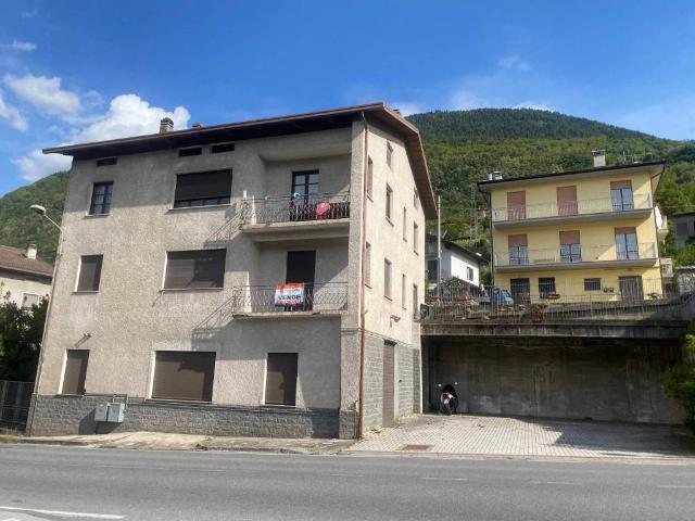 Villa Indipendente in vendita a Sondrio, Lombardia