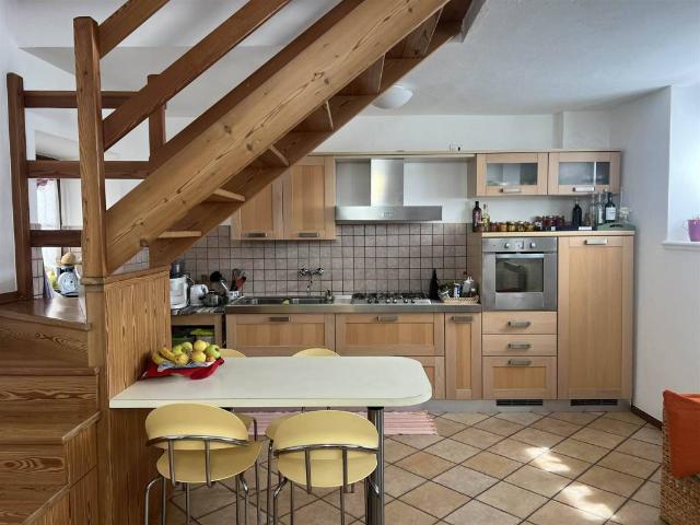 Villa Indipendente in vendita a Sondrio, Lombardia