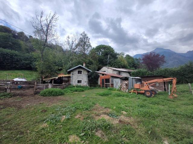 Villa Indipendente in vendita a Comunità montana della valle Camonica, Sonico