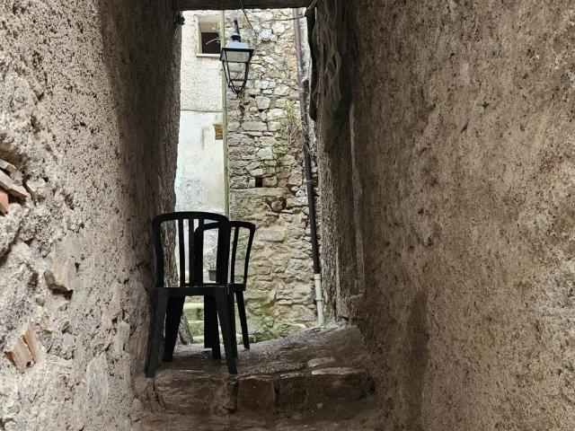 Villa Indipendente in vendita a Sonnino, Lazio