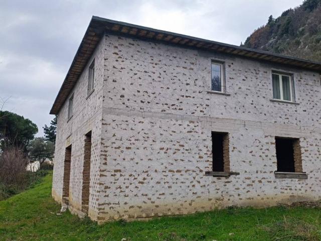Villa Indipendente in vendita a Sora, Lazio