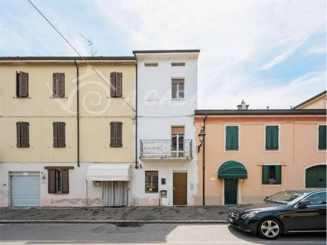 Villa Indipendente in vendita a Castellina San Pietro, Soragna