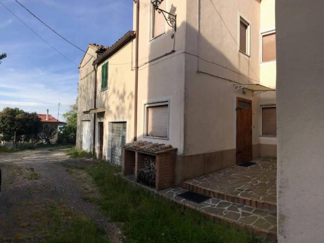 Villa Indipendente in vendita a Unione di Comuni Montani Colline del Fiora, Sorano