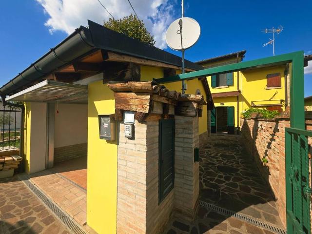 Villa Indipendente in vendita a Alba, Sorbolo Mezzani
