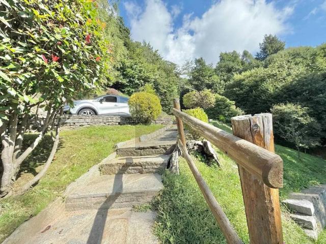 Villa Indipendente in vendita a Piemonte, Biella
