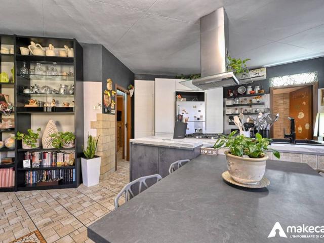 Villa Indipendente in vendita a Sordio, Lombardia