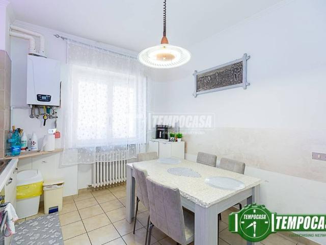 Villa Indipendente in vendita a Soresina, Lombardia