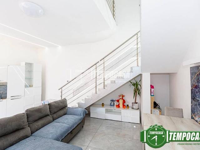 Villa Indipendente in vendita a Soresina, Lombardia