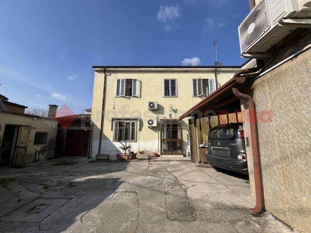 Villa Indipendente in vendita a Sorgà, Veneto