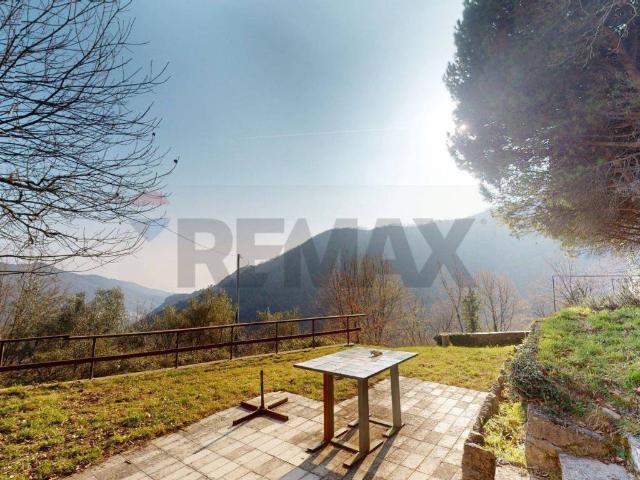 Villa Indipendente in vendita a San Bartolomeo, Sori